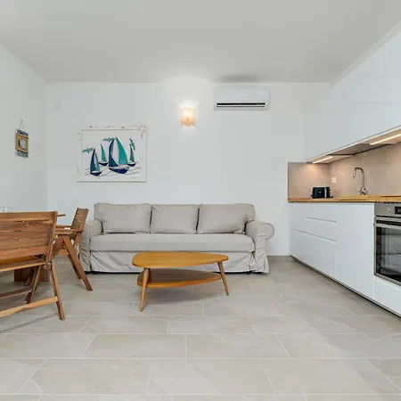 Casa bella - By And Service *